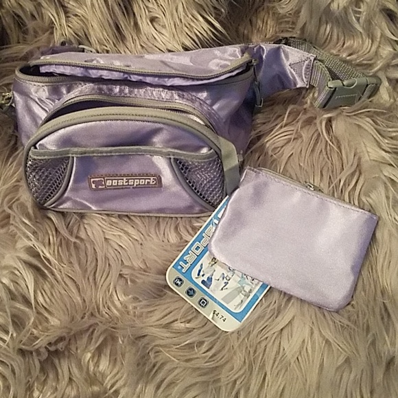 NWT VINTAGE East Sport fanny pack - Picture 2 of 3